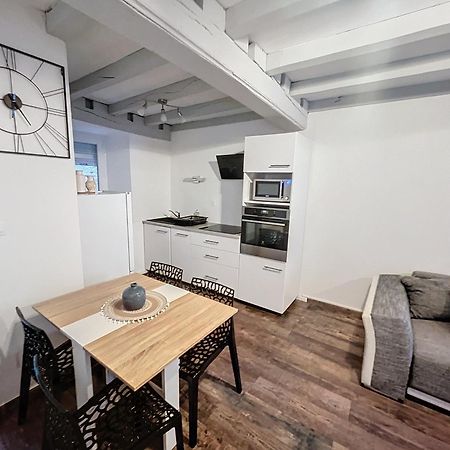 Appartement Au Centre-Ville Chaumont  Exterior photo