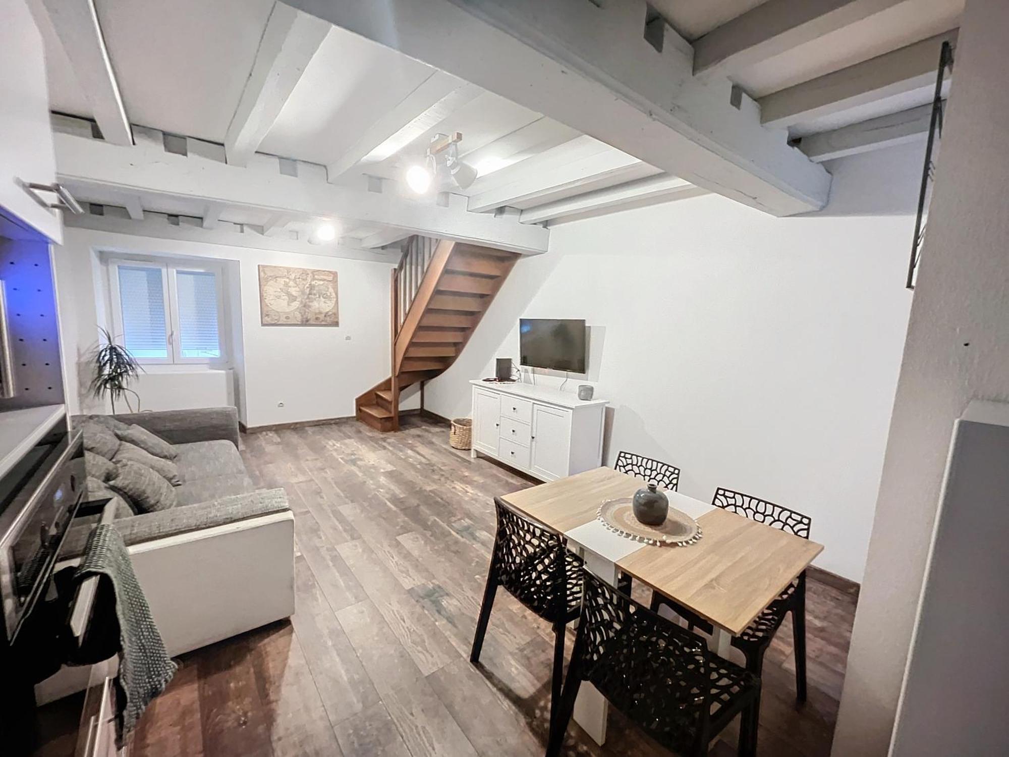 Appartement Au Centre-Ville Chaumont  Exterior photo